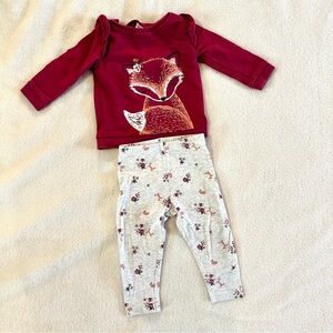 Carter’s 2 piece cute foxy set. Size 12 months